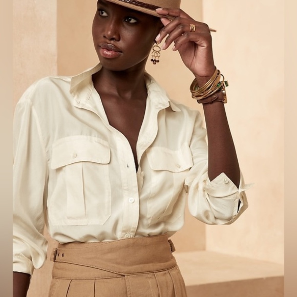 🤍 Banana Republic Cream Utility Button-Front Shirt | Size S